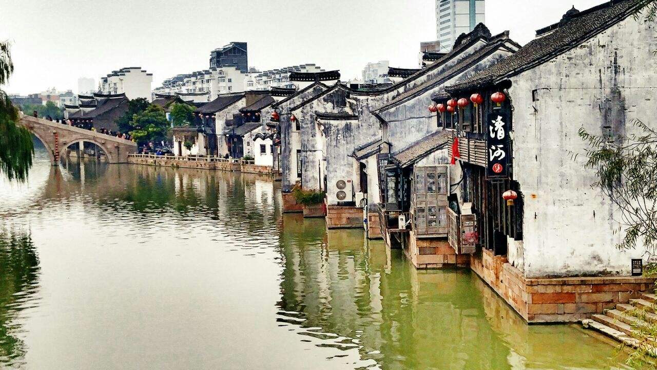 鏈堟渤鍙ら晣,娓哥帺鏈堟渤鍙ら晣