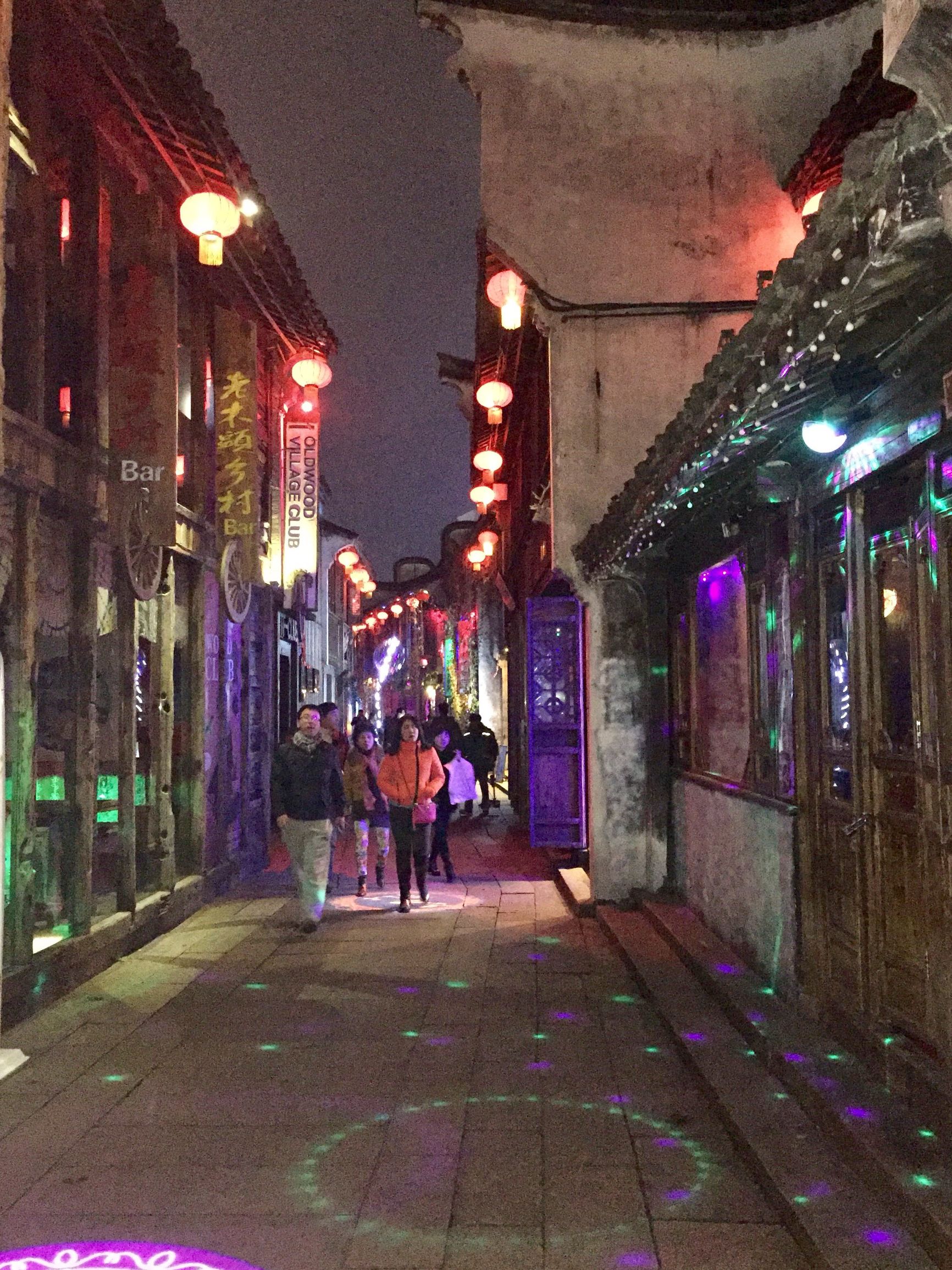 鏈堟渤鍙ら晣,娓哥帺鏈堟渤鍙ら晣