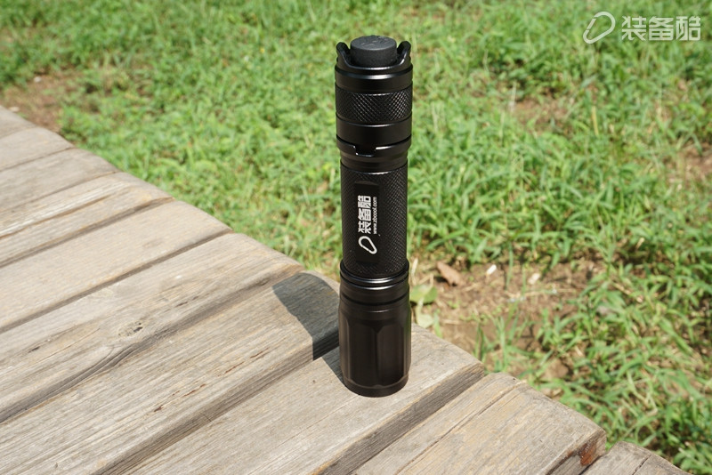 贴小招贴的，我来给你们暴暴光，不讲究