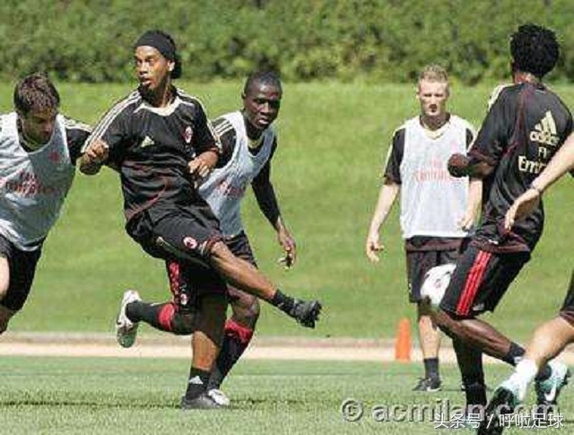 小罗绝技牛尾巴,小罗圆月弯刀