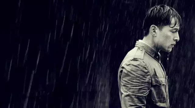 胡歌深夜发圈,胡歌深夜发文感慨万千