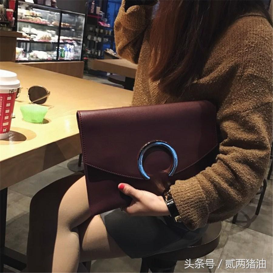 新年除了买新衣服之外，包包也不能缺少！想省钱当然选择逛淘宝啦