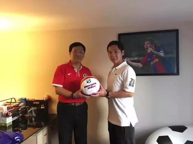 「为足球梦想人物」中国职业足球活字典刘孝五