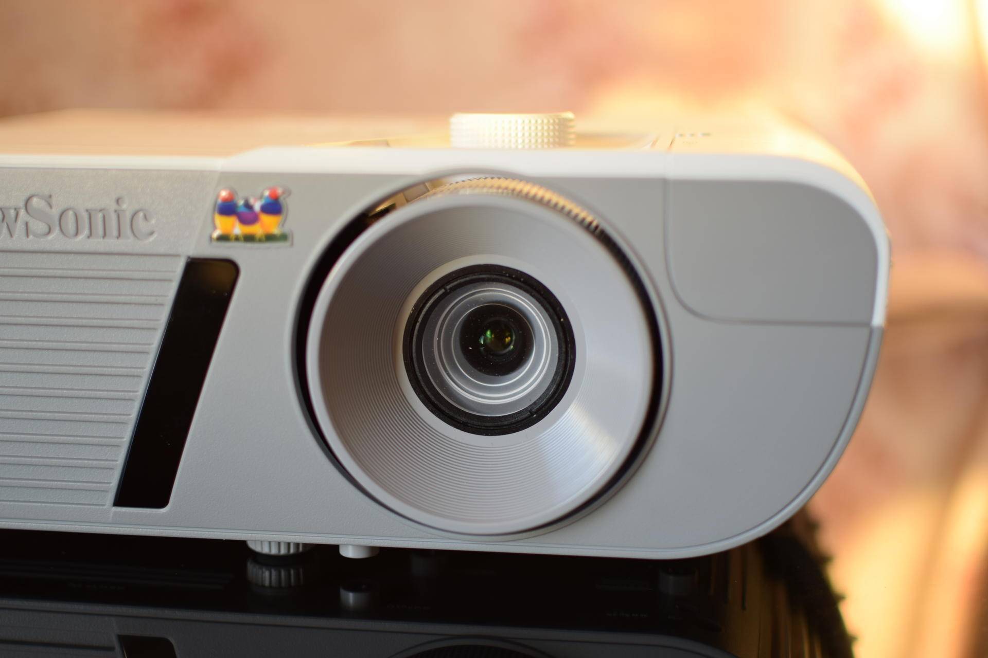 入门级家庭影院配置方案,优派px726hd投影机