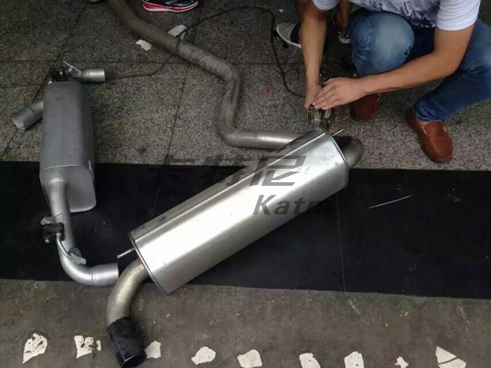 宝马118改排气,宝马118雷鸟排气