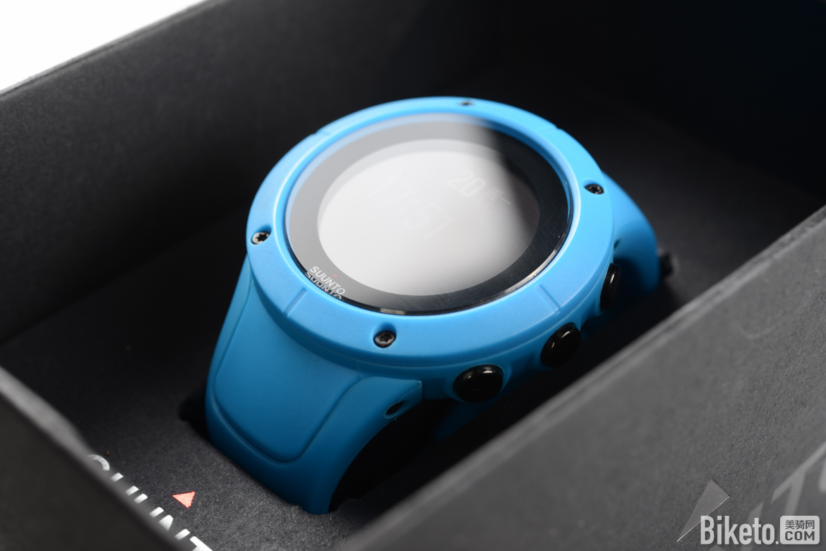 评测:SUUNTO颂拓SpartanTrainer光电心率运动手表