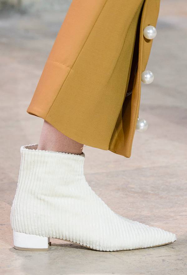 美到犯规｜有了这些花样玩法谁还要正经地戴珍珠？