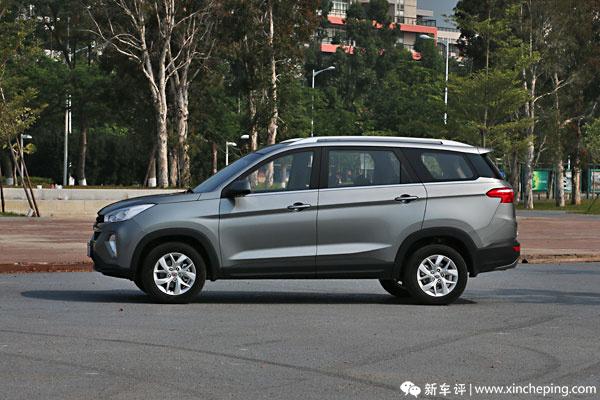 21年宏光s3顶配,宏光s3极光银