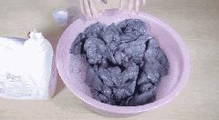 羽绒服只有领口和袖口脏了怎么洗,免洗羽绒服面料脏了洗不掉怎么办