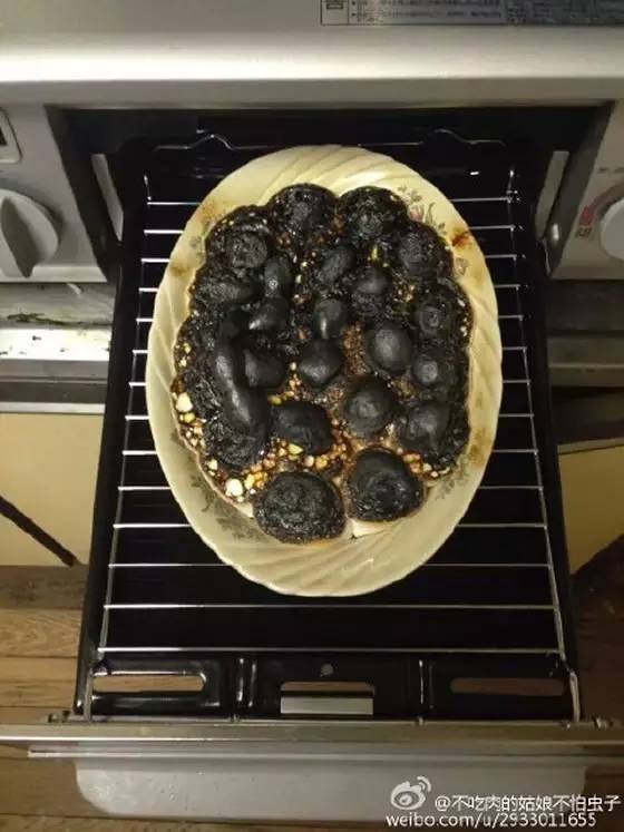 爆笑！天津网友晒图爆料女友把鱼炸成“鸟”，鱼临死前表示“鬼知道我经历了什么”