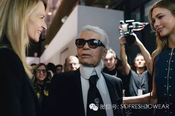 跪了|这个19岁的穷孩子，靠看杂志学做衣服，最后登上了纽约时装周