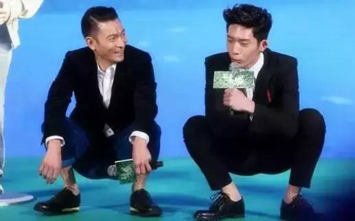 公共马桶的细菌有多脏,家里马桶外壁脏吗