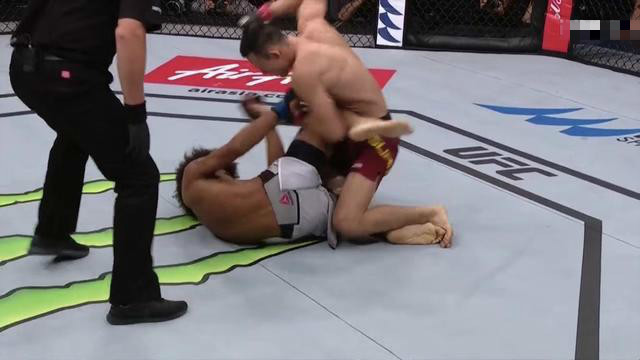 日本拳王被中国小伙ko后,日本拳王被中国拳手ko视频