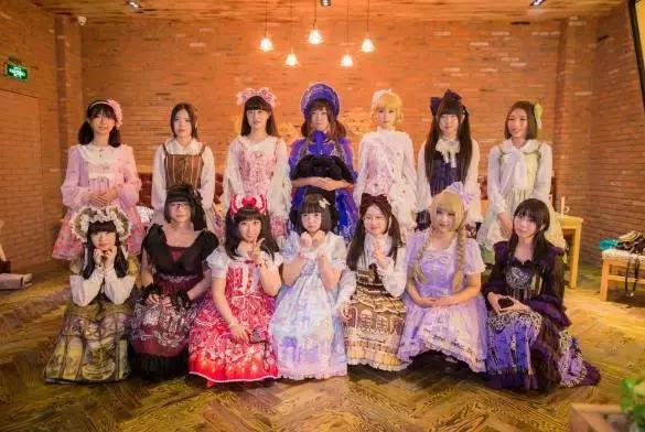 为了一条裙子花光三个月积蓄,为了一条裙子花光三个月的生活费