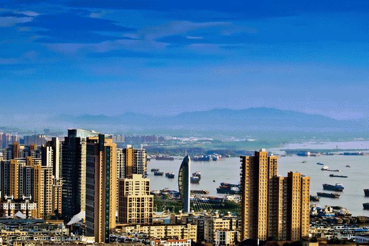 给我一个留在成都的理由,如何让一个人留在成都