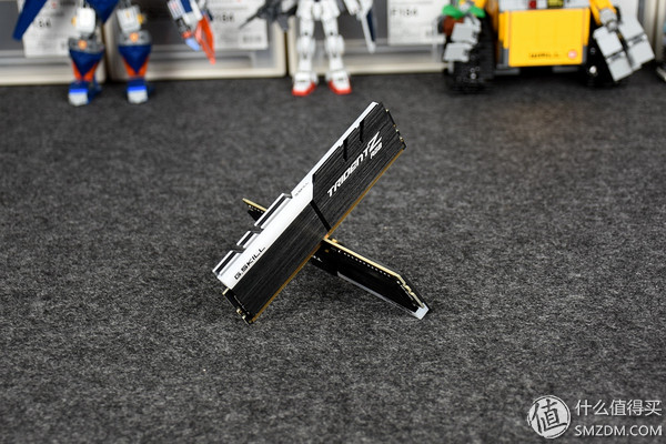 迟来的AMDRYZEN1700XCPUASRock华擎B350ITX主板