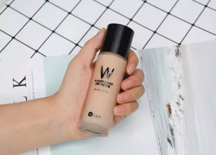 cpb贵妇粉霜好用吗,cpb和dior粉底液