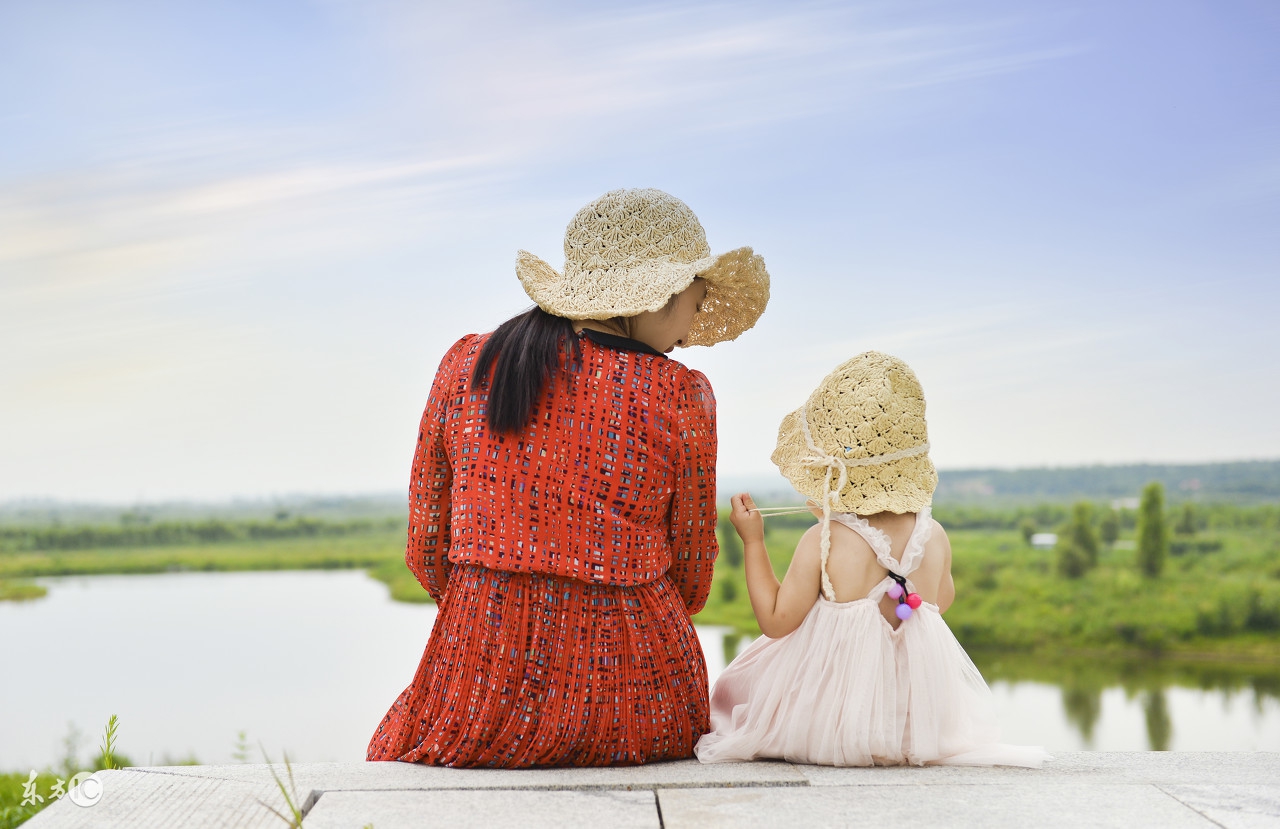 宝宝晚上突然大哭呼吸停止,宝宝睡觉呼吸会突然暂停几秒