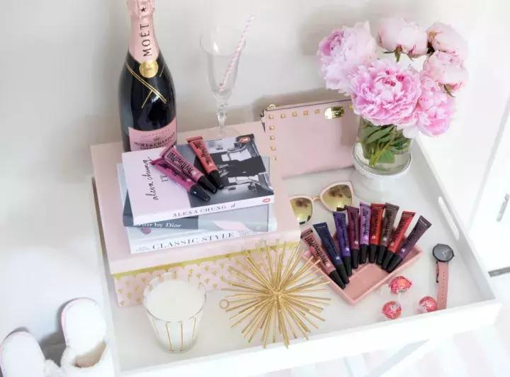 唇部产品推荐平价,唇部精华推荐排行榜第一名