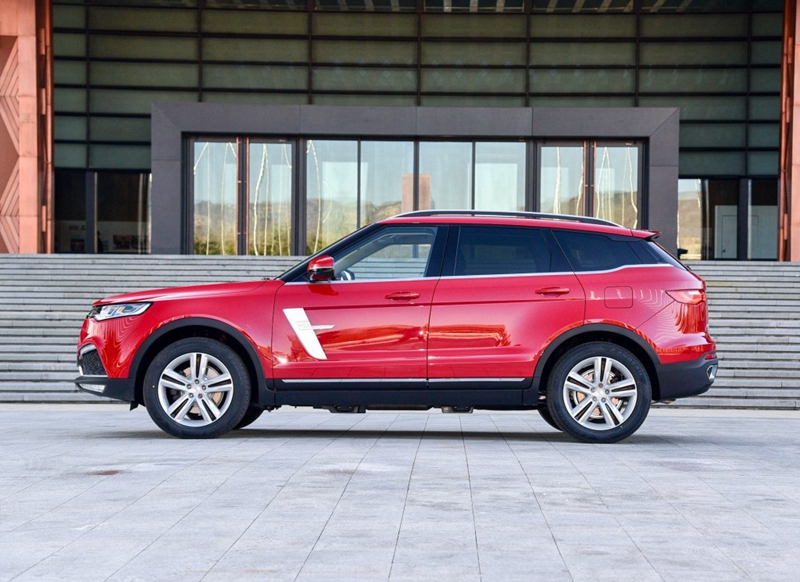 十多万suv四缸四驱省油有科技感车,十多万suv国产车推荐