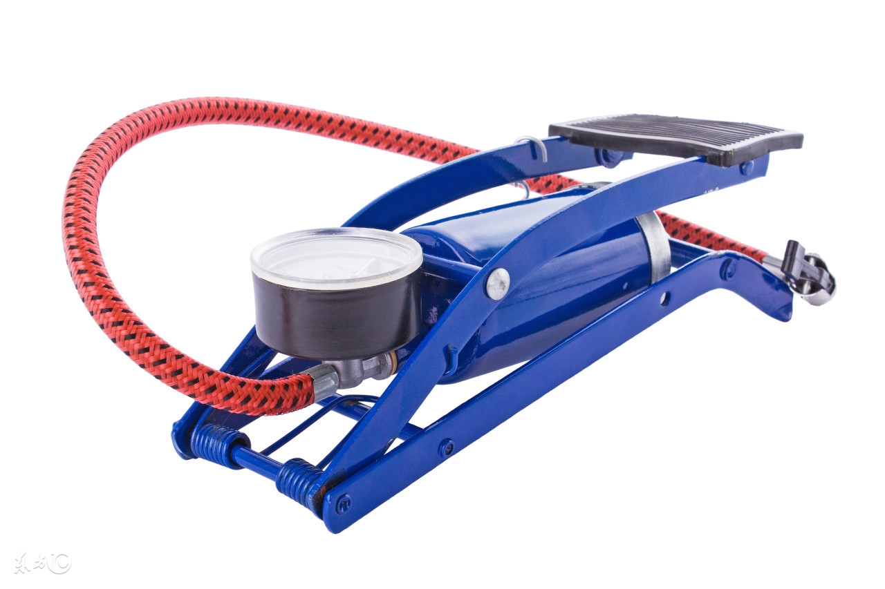 轮胎没气了怎么换备胎,发现轮胎不行了需要更换吗