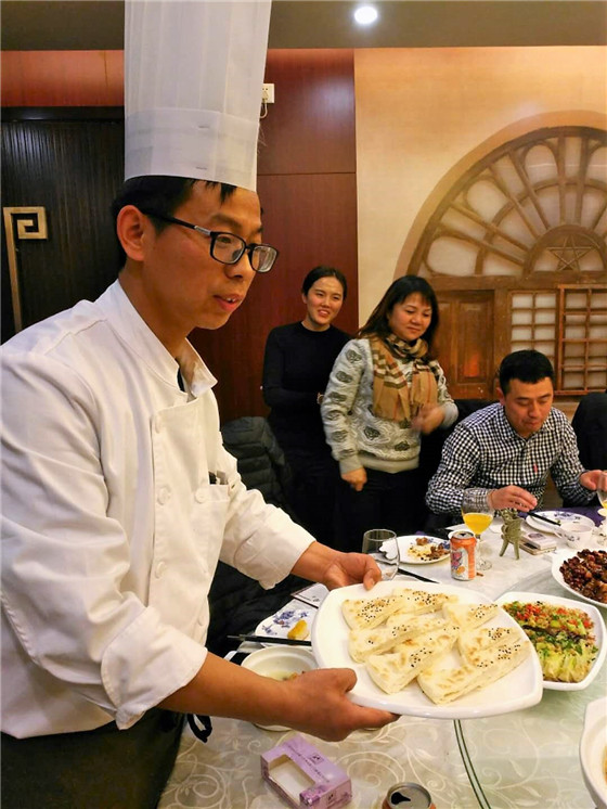 坐着高铁去西安，逛吃逛吃逛吃……