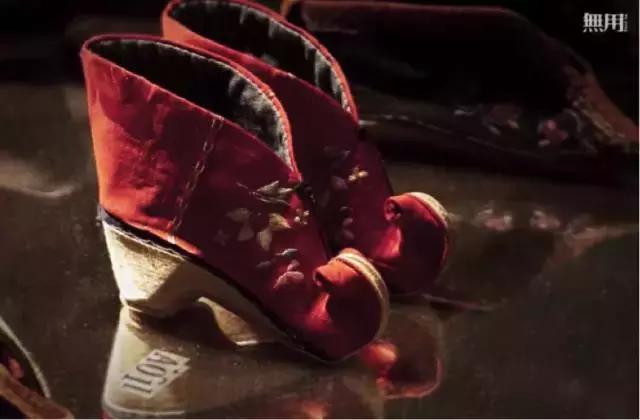 设计师马可无用的衣服,设计师马可无用