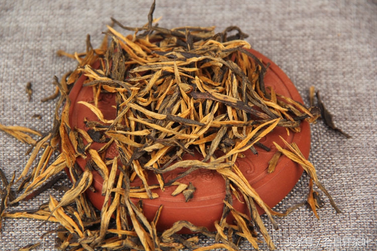 十年以上的滇红茶,来之不易的普洱茶