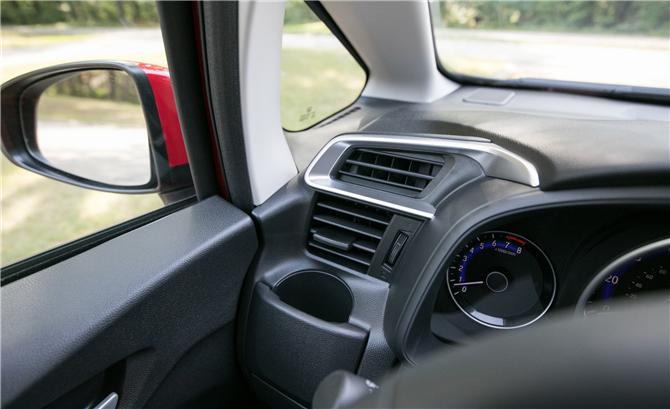 十万块钱买“超跑”图解海外全新飞度Sport