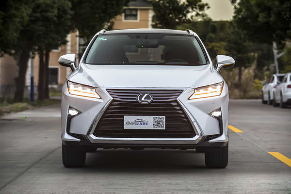 试驾雷克萨斯rx200视频,试驾雷克萨斯ux200锋尚版