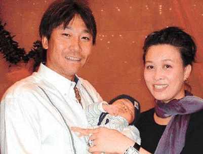 国足第一边锋,国足第一球员