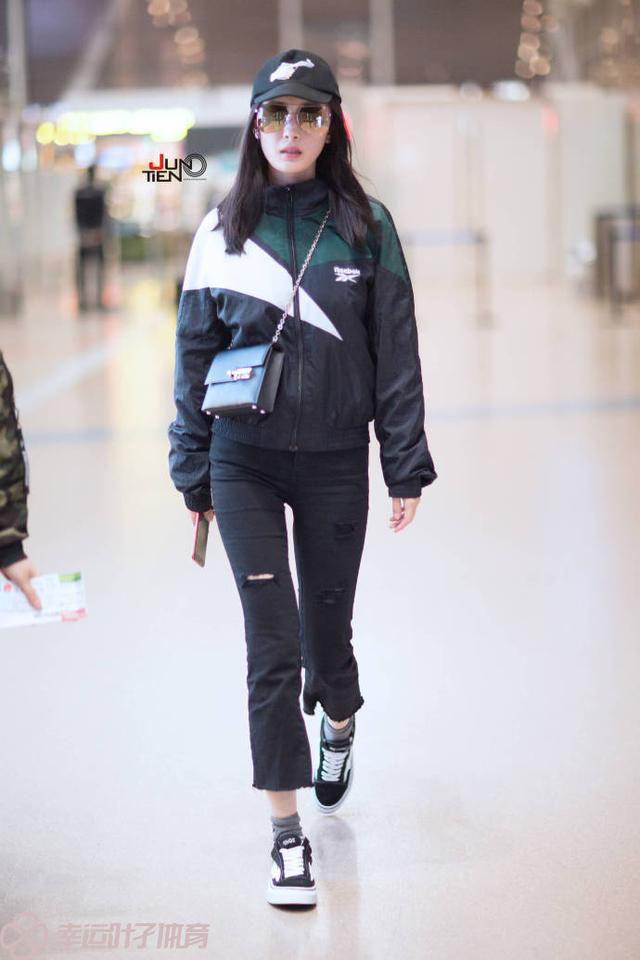 杨幂阿迪达斯冬款代言图片,杨幂adidasoriginals品牌形象代言人