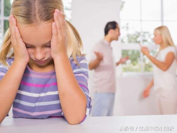 夫妻吵架吵到离婚父母怎么办,父母吵架闹离婚该怎样调节