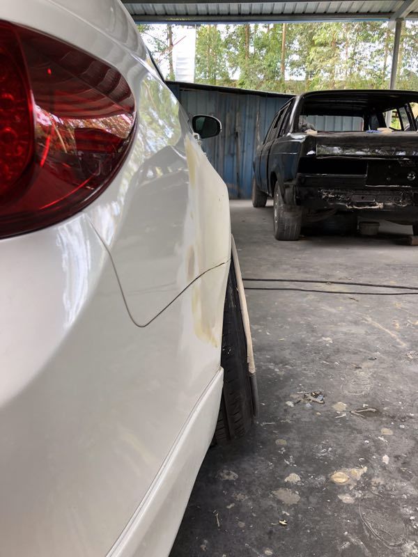 受玩车老爸影响从小就喜欢改装，长大后把锐志改成撩妹大后超！