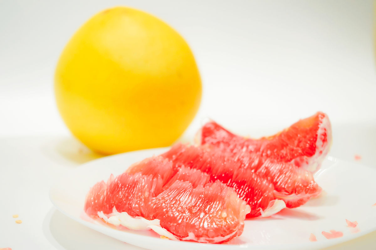 红心柚子是染色的实验告诉你真相,红心柚是染色的吗