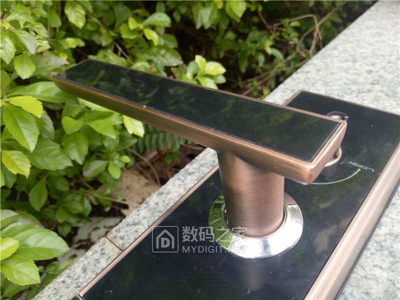 智能门锁拆解步骤,智能门锁拆解图解