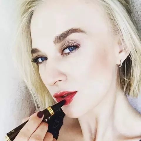 这支火遍ins的口红居然是国货,好用到炸的国货口红