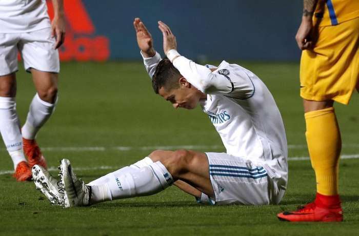 科比同时退役两件球衣历史第一人,盘点科比十宗不为人知的事件