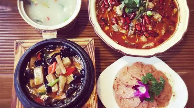 重庆美食街解放路,重庆美食巷子解放碑