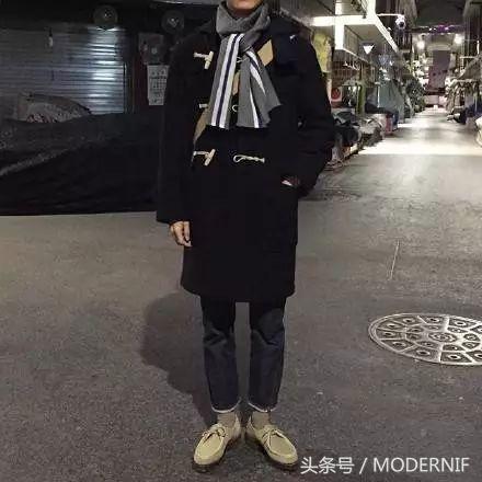 大衣的扣子怎么看上档次,大衣没有扣子怎样加扣子