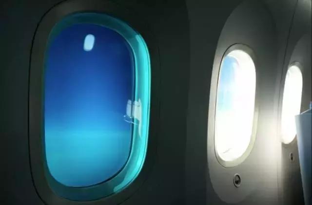 最新评选全球航空公司Top10,经济舱也能坐出头等舱的感觉!