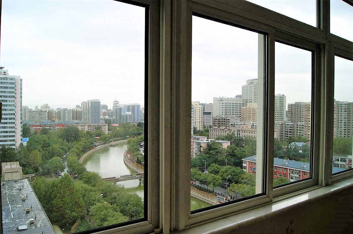 高层玻璃怎么擦干净又亮,高层玻璃怎么擦不留水渍