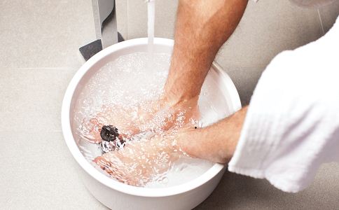 你是寒湿还是湿热体质,寒性体质吃寒性水果的方法