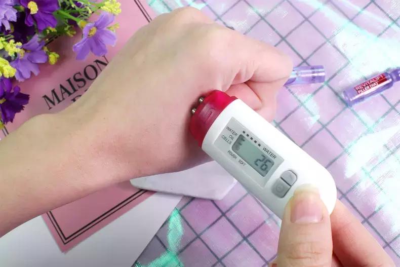 欧莱雅防脱黑宝瓶和防脱安瓶区别,欧莱雅的安瓶使用一个月什么效果