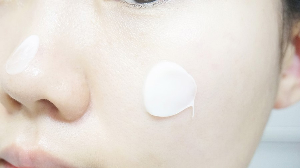 韩国露怡斯软玉祛痘面霜怎么样,韩国九朵云马油面霜的功效与作用