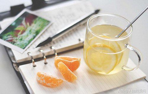 脱发白发又长斑是什么原因,脱发便秘是什么原因