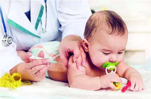 婴儿打防疫针注意事项有哪些呢,孩子防疫针推迟半年没打怎么办