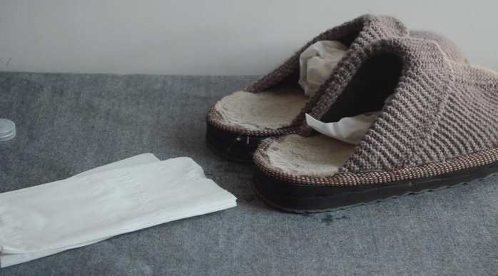 棉拖鞋没穿几天就发臭,冬天的棉拖鞋怎么洗才不臭