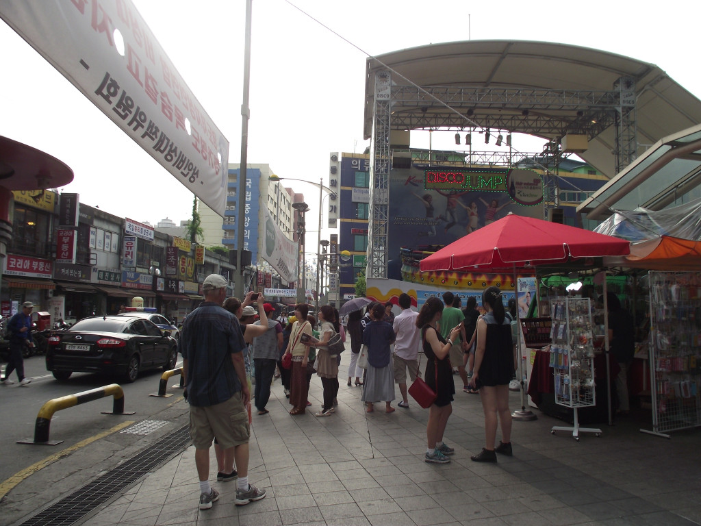 韩国最好玩的一条街,最火的韩国街在哪里