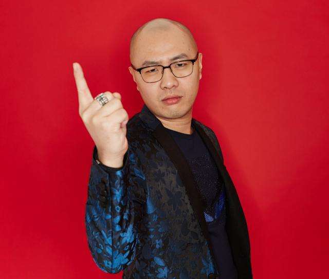 帝师,张大仙,刘杀鸡都被KK小神威胁,KK小神的后台到底有多硬?